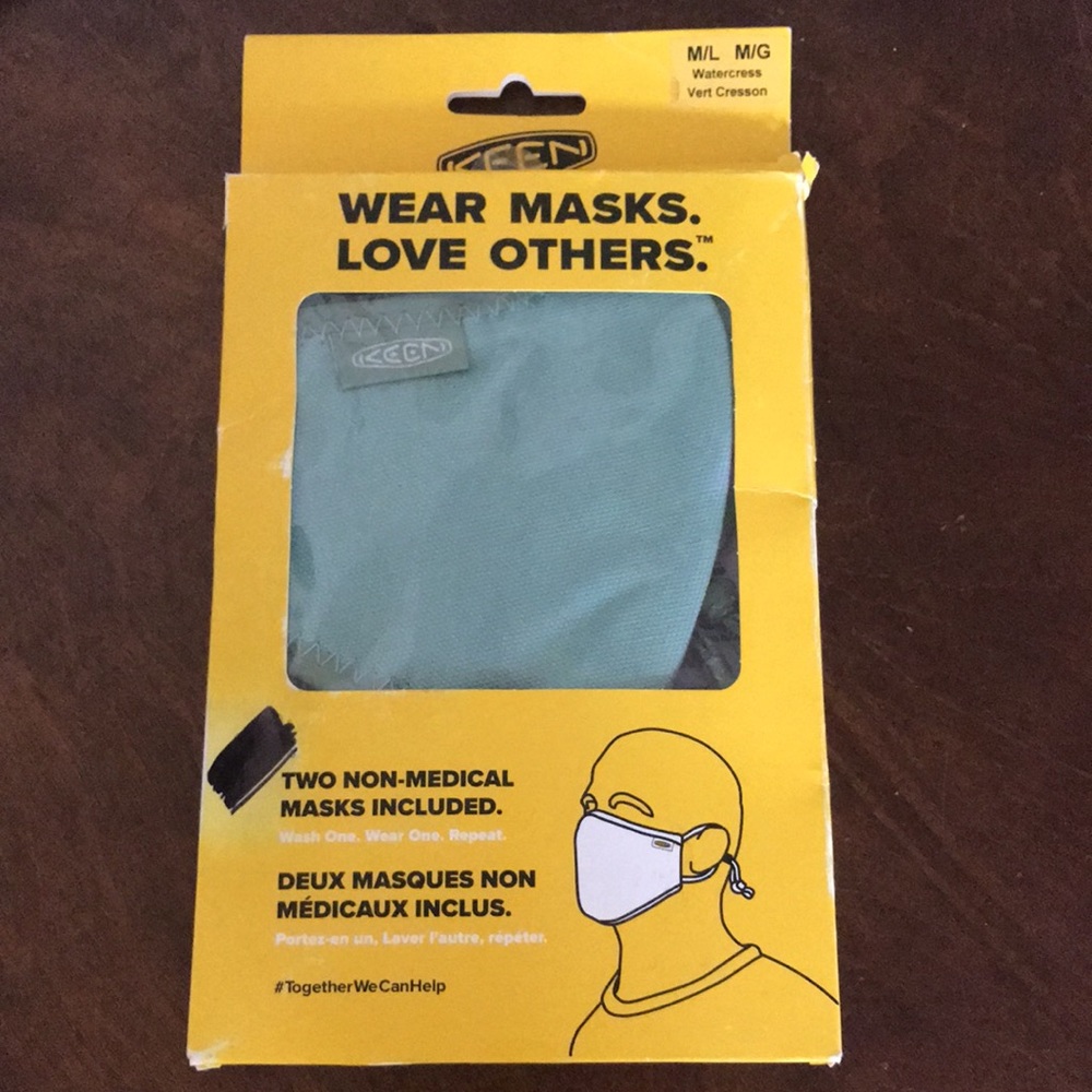 Keen NEW in Package 2 M/L Watercress Green Pair of Washable Reusable Face Masks